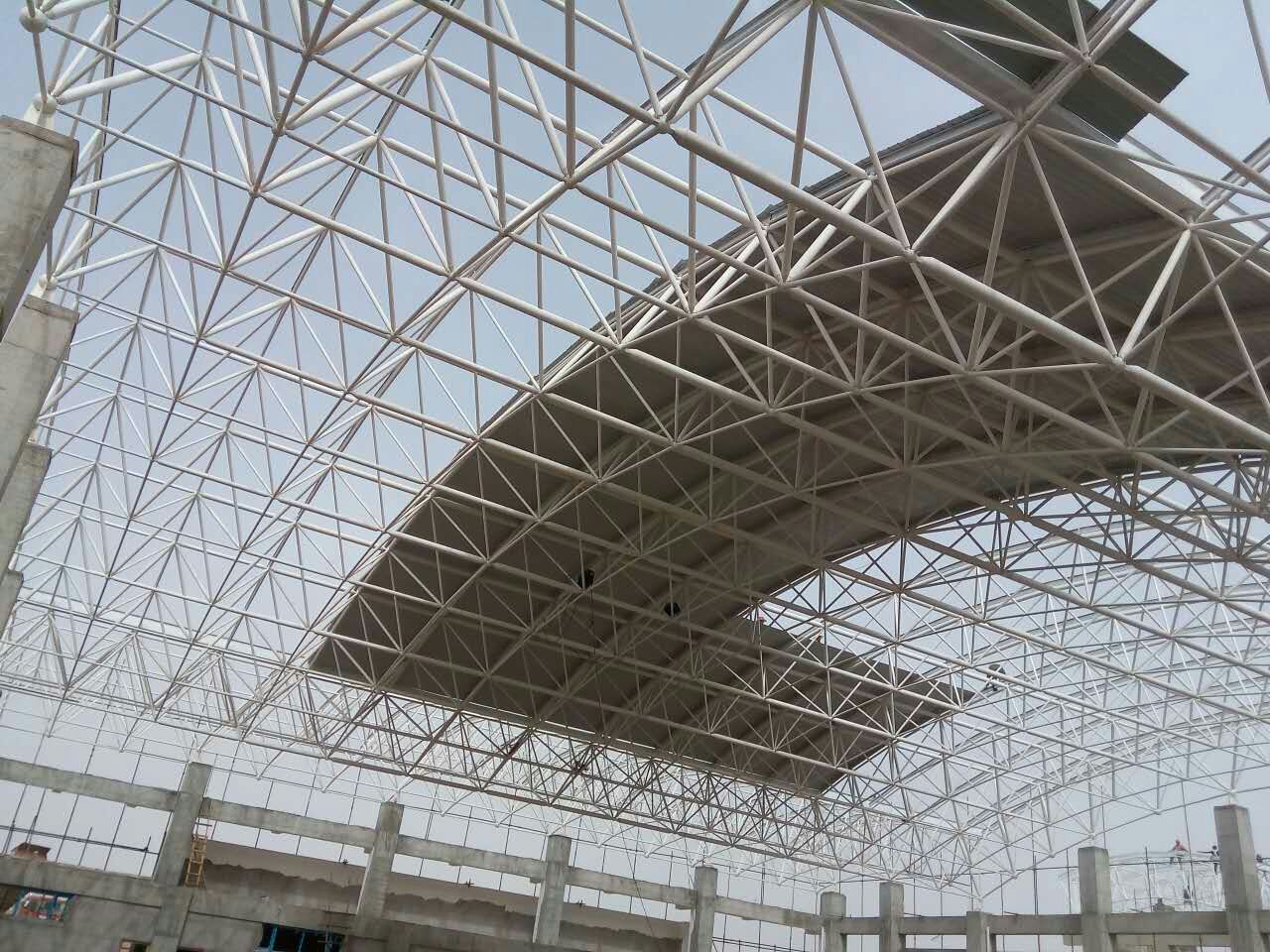 江门青岛一汽网架